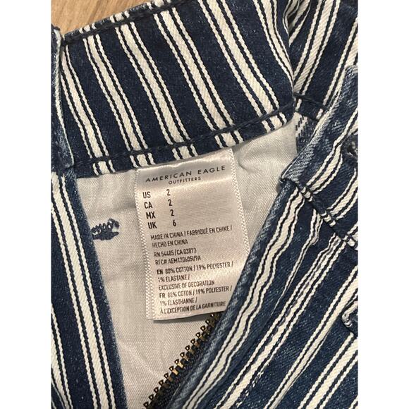 American Eagle Hi-Rise Shortie Denim
Striped Shorts size 2 - Picture 7 of 7